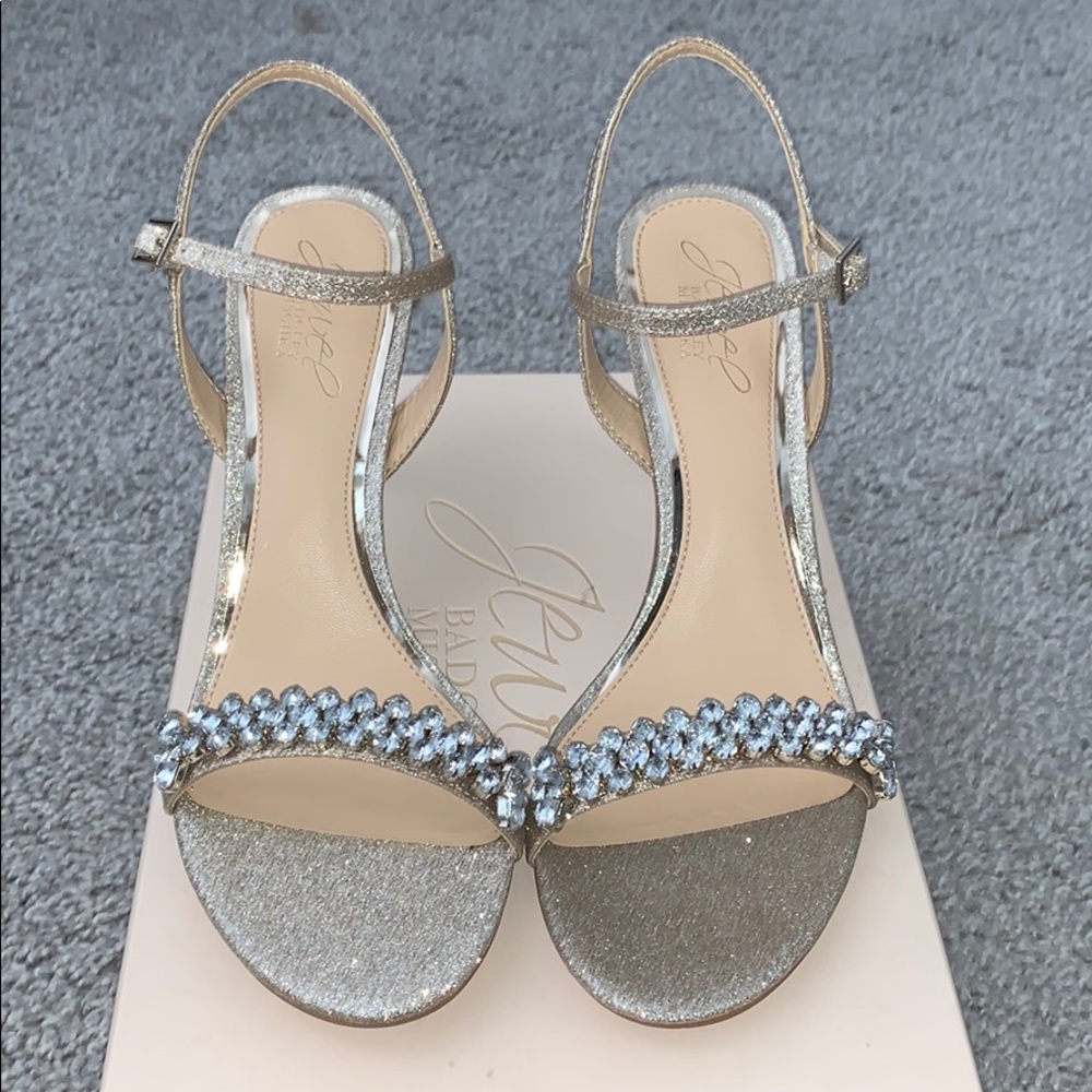 BRAND NEW BADGLEY MISCHKA HEELS